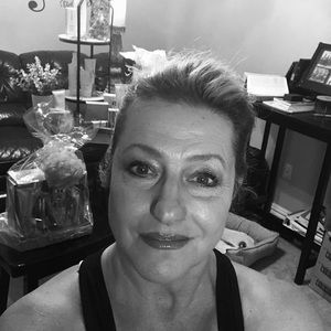 Meet your Posher, Sheila